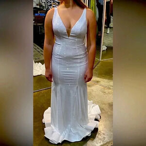 SHERRI HILL Designer Prom/Wedding/Pageant/Homecoming Elegant White Dress/Gown